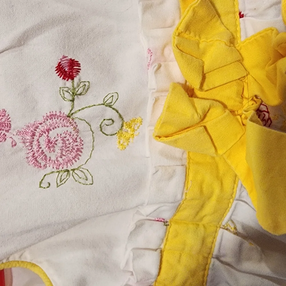 George Y2K Vtg Yellow and White Floral Dress Infants Size 3-6 Months Girls